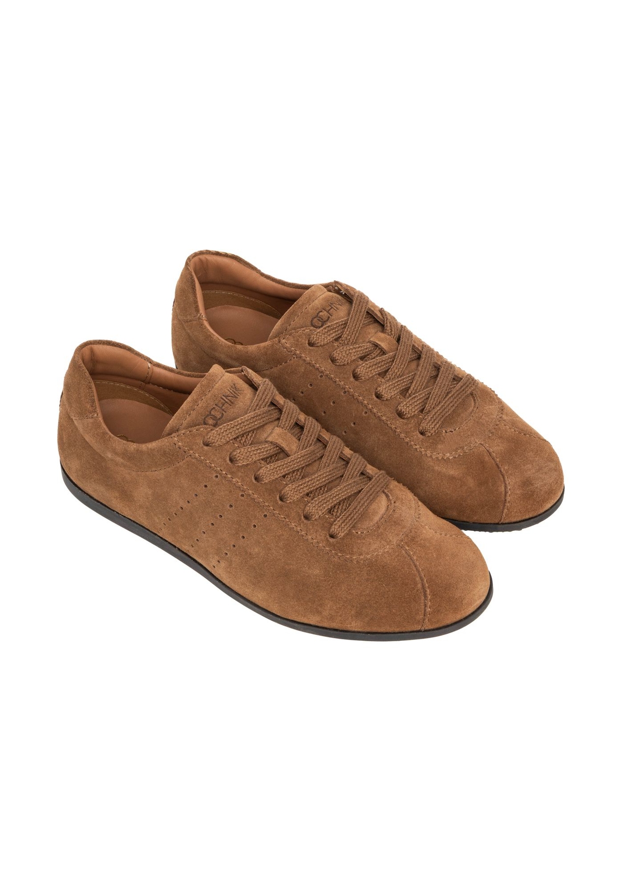 Koniakowe zamszowe sneakersy damskie BUTYD-1293-1F(Z26) - widok produktu z  góry, na białym tle. 