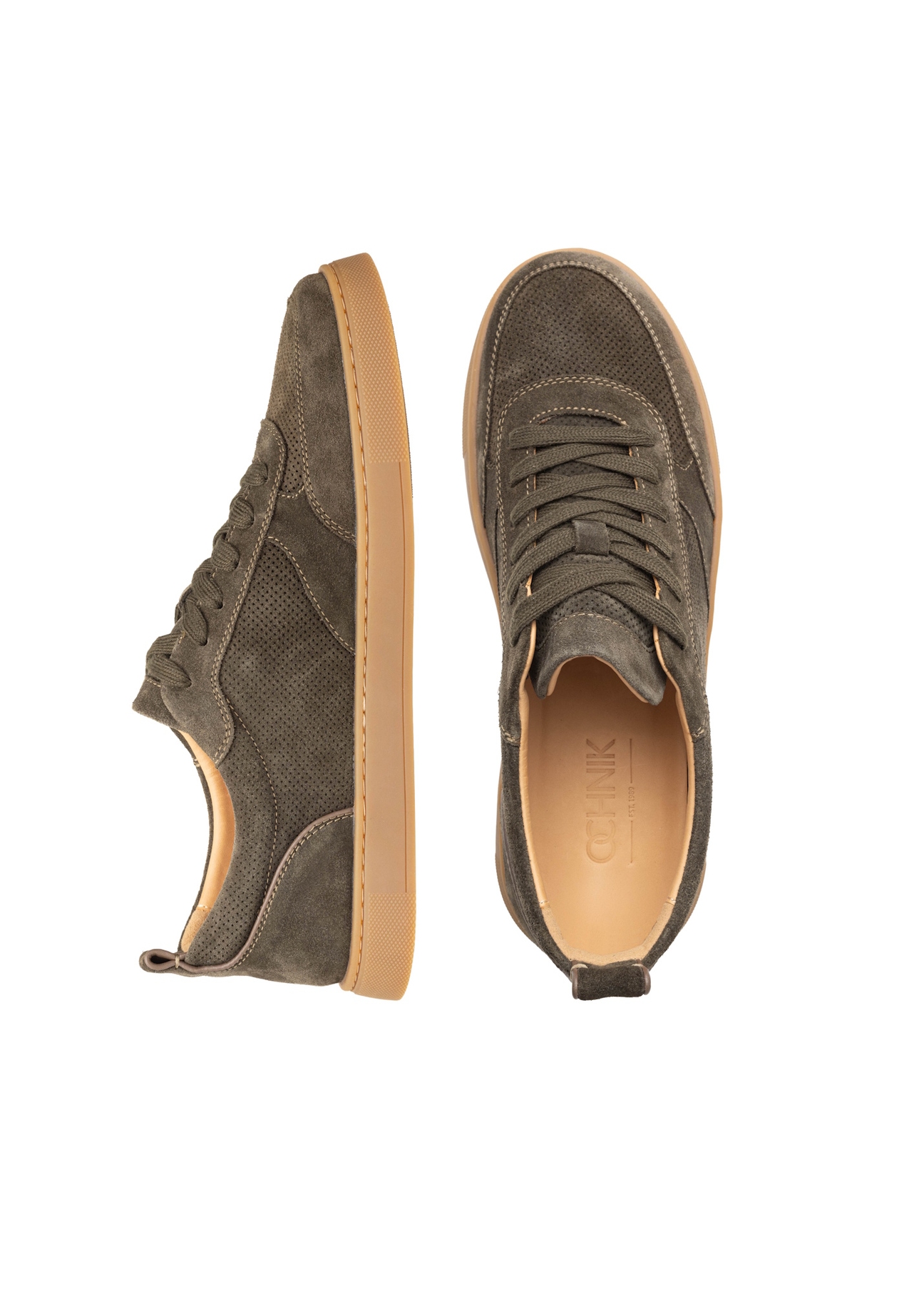 Skórzane buty sportowe w kolorze khaki BUTYM-0528-8D(W26), widok produktu z góry na białym tle.