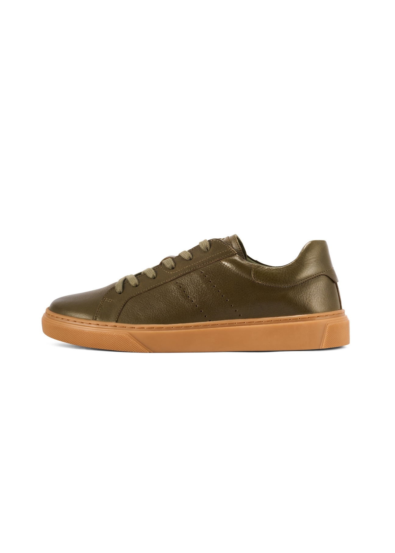Skórzane sneakersy męskie khaki BUTYM-0486-8D(W26), widok produktu z boku na białym tle.