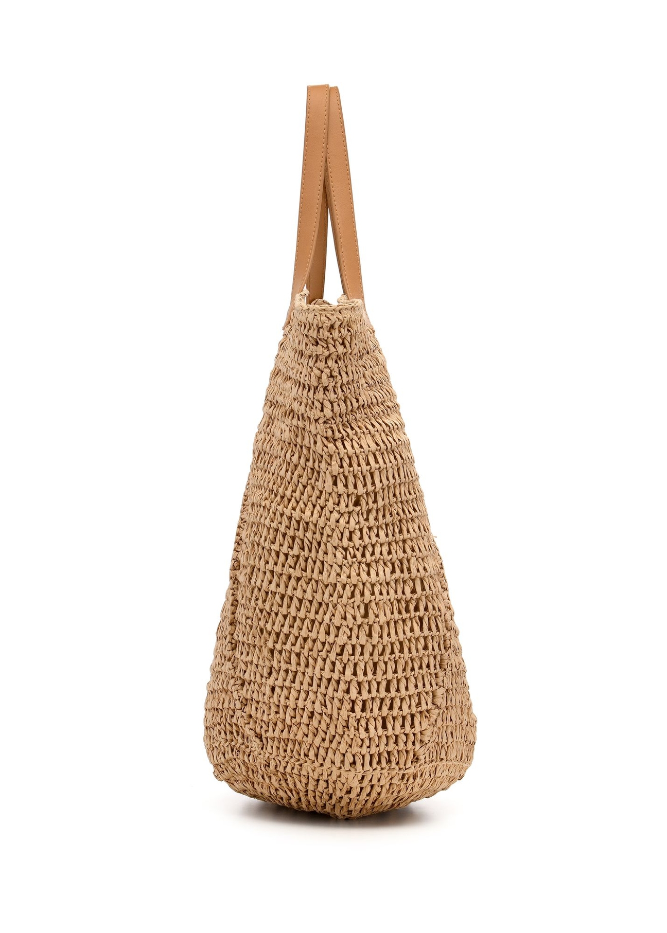 Beżowa słomkowa torebka shopper TOREC-1223-1E(W26) - widok produktu z boku, na białym tle. 