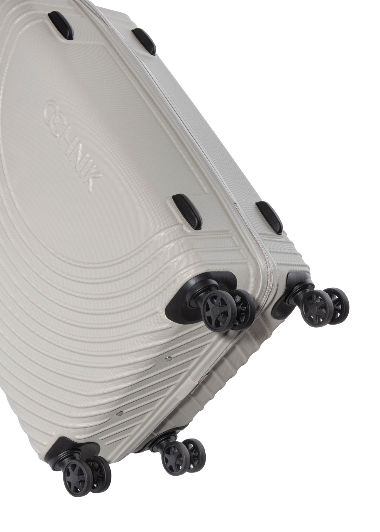 Walizka mała na kółkach WALAB-0088-1A-19(W26), zbliżenie na kółka produktu na białym tle.
