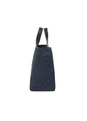 Granatowa shopperka damska z monogramem TOREN-0358-7E(Z26), widok produktu z boku na białym tle.