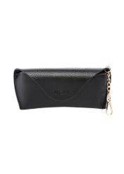 Czarne etui na okulary POREC-0435-99(W26), widok produktu z przodu na białym tle.