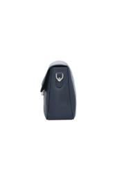Granatowa torebka damska TOREC-1350-7E(Z26) - widok produktu z boku, na białym tle. 