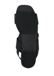 Skórzane czarne sandałki na gumę BUTYD-1046-99(W24)-04