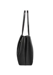 Czarna duża torebka shopper TOREC-1386-99(Z26), widok produktu z boku na białym tle.
