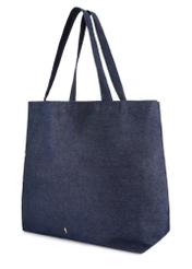 Denimowa torebka shopper TOREN-0334-7H(W26), widok produktu skosem na białym tle.
