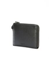 Skórzany portfel męski w kolorze czarnym PORMS-0633-99(W25), widok skosu produktu na białym tle.