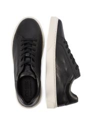 Czarne skórzane sneakersy męskie BUTYM-0486-99(W26), widok produktu z góry na białym tle.