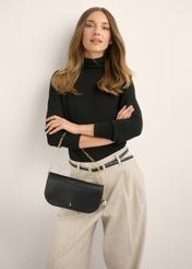Mała czarna elegancka torebka damska z łańcuszkiem TOREC-1388-99(Z26)