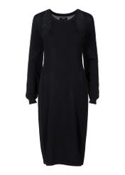 Dopasowana czarna sukienka midi SUKDT-0175-99(Z23)-04
