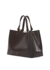 Brązowa damska torebka shopper TOREC-1240-1H(W26),  widok produktu skosem na białym tle.