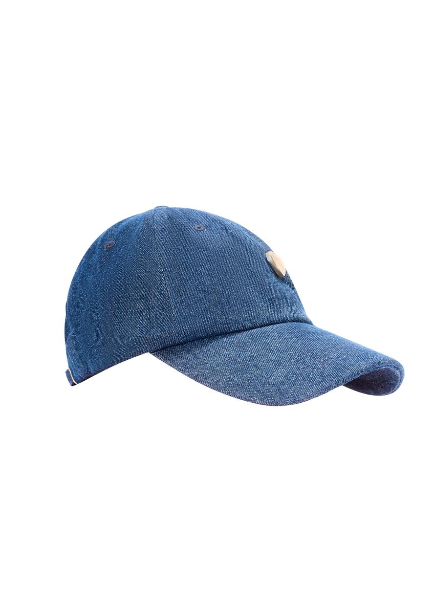 Jeansowa czapka unisex CZALT-0017-7H(W26) - widok produktu z boku, na białym tle. 