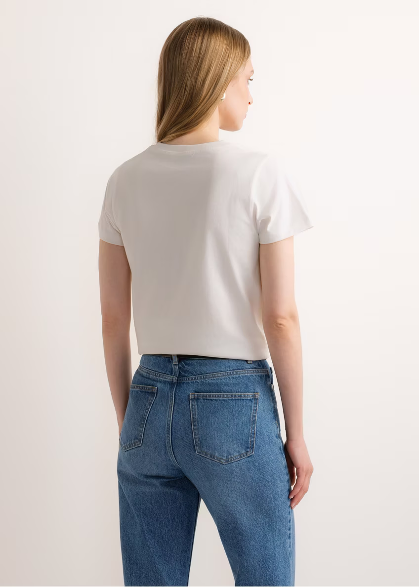 Kremowy t-shirt damski z nadrukiem TSHDT-0166-0B(Z26)