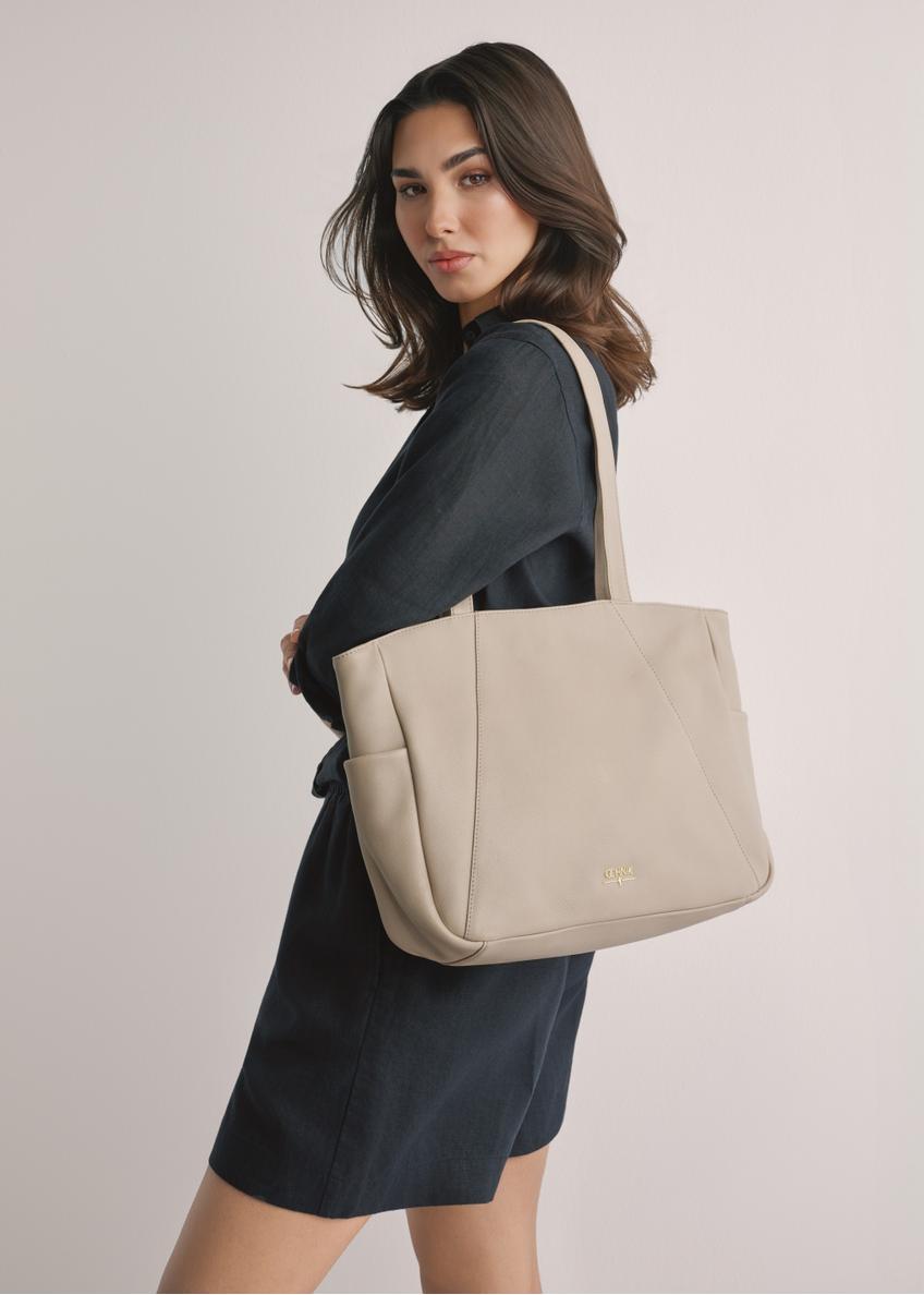 Beżowa skórzana torebka shopper damska TORES-1255-1A(W26)