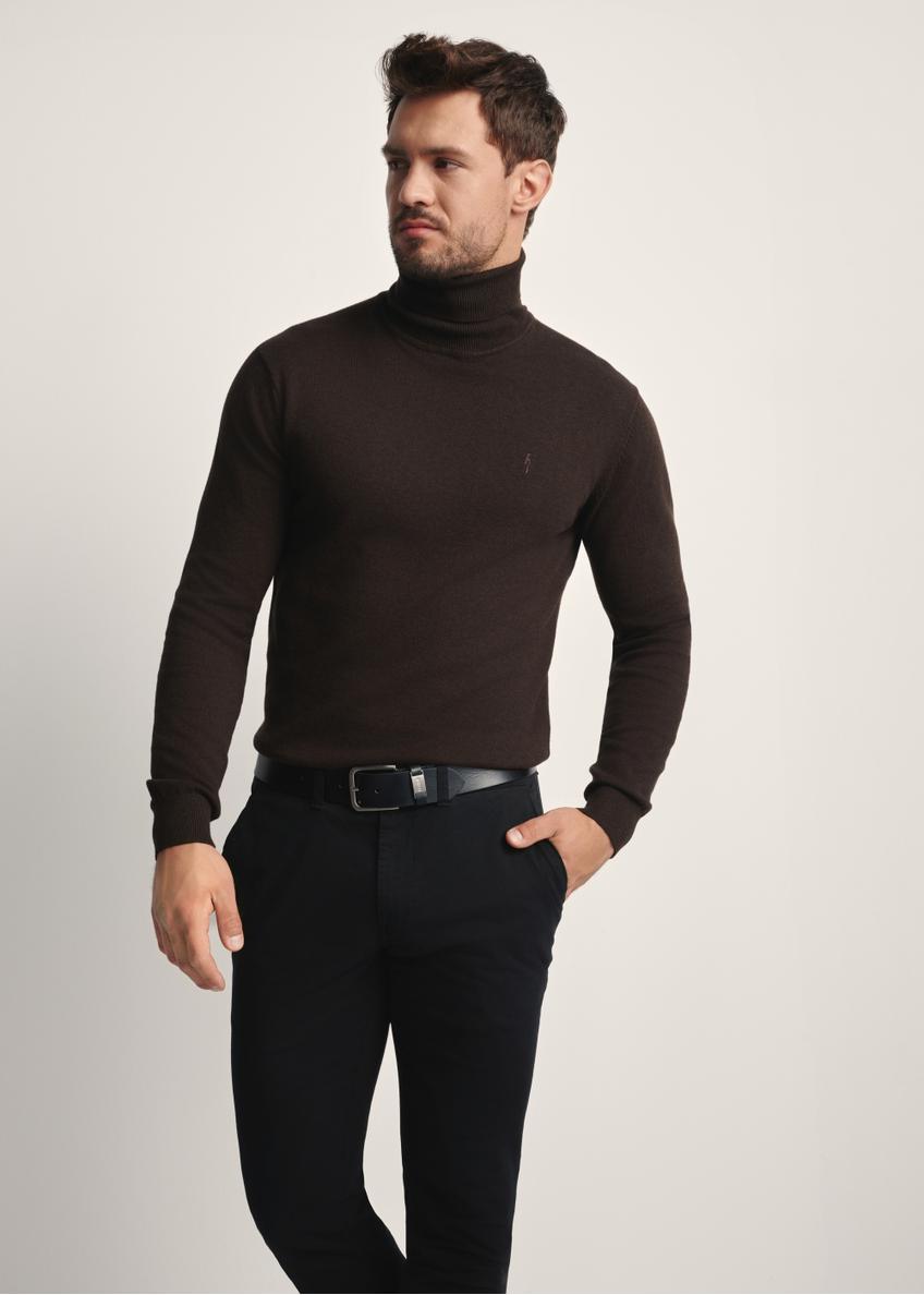Sweter męski z golfem w kolorze czekoladowym SWEMT-0095B-90(Z25)