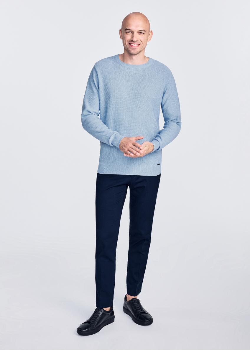 Błękitny bawełniany sweter męski SWEMT-0163-60(W25)