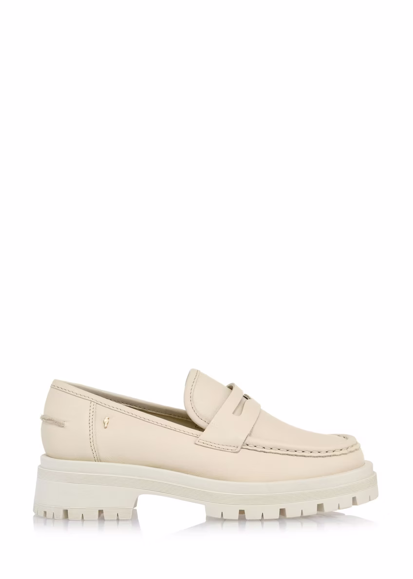 Skórzane beżowe loafersy damskie BUTYD-1069-81(W24)-06